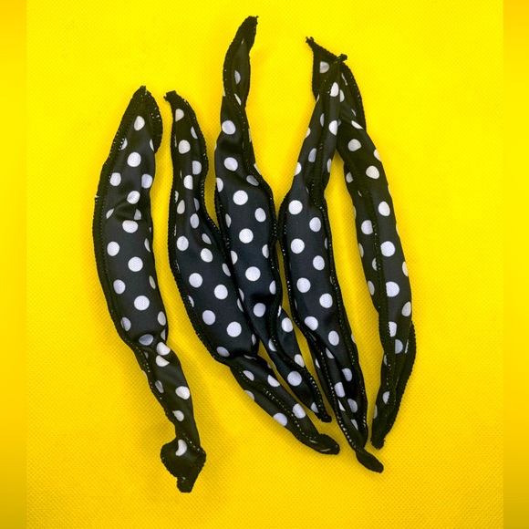 Soft curl rollers, no clips needed, never used - Picture 1 of 3